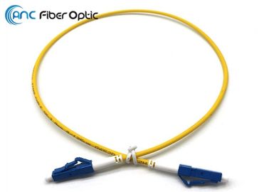 Cable a una cara 1.6m m 2.0m m del remiendo de la fibra óptica del SM con la bota corta/la bota estándar